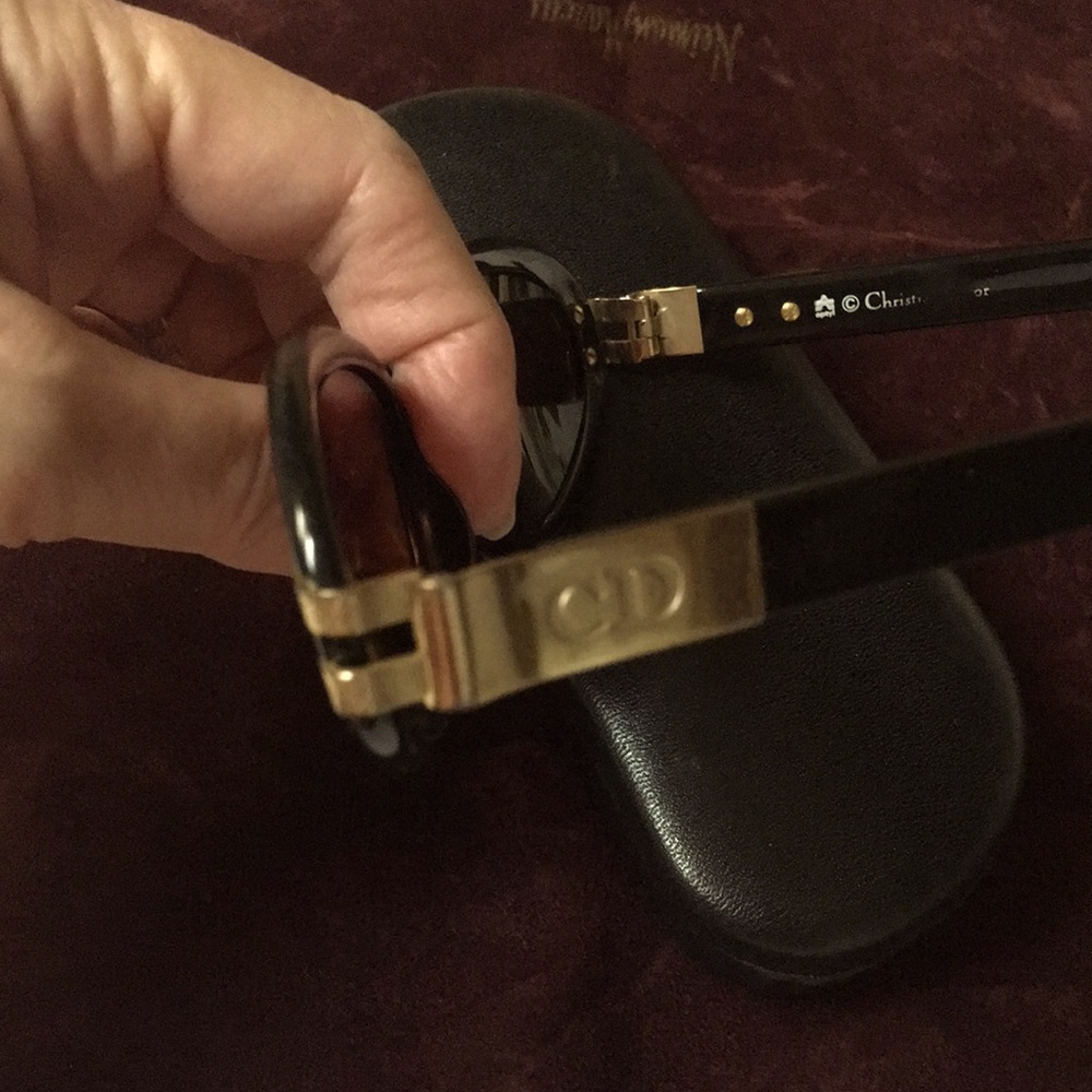 CHRISTIAN DIOR Signature Black and Gold Sunglass Frames & Case - Picture 2 of 8